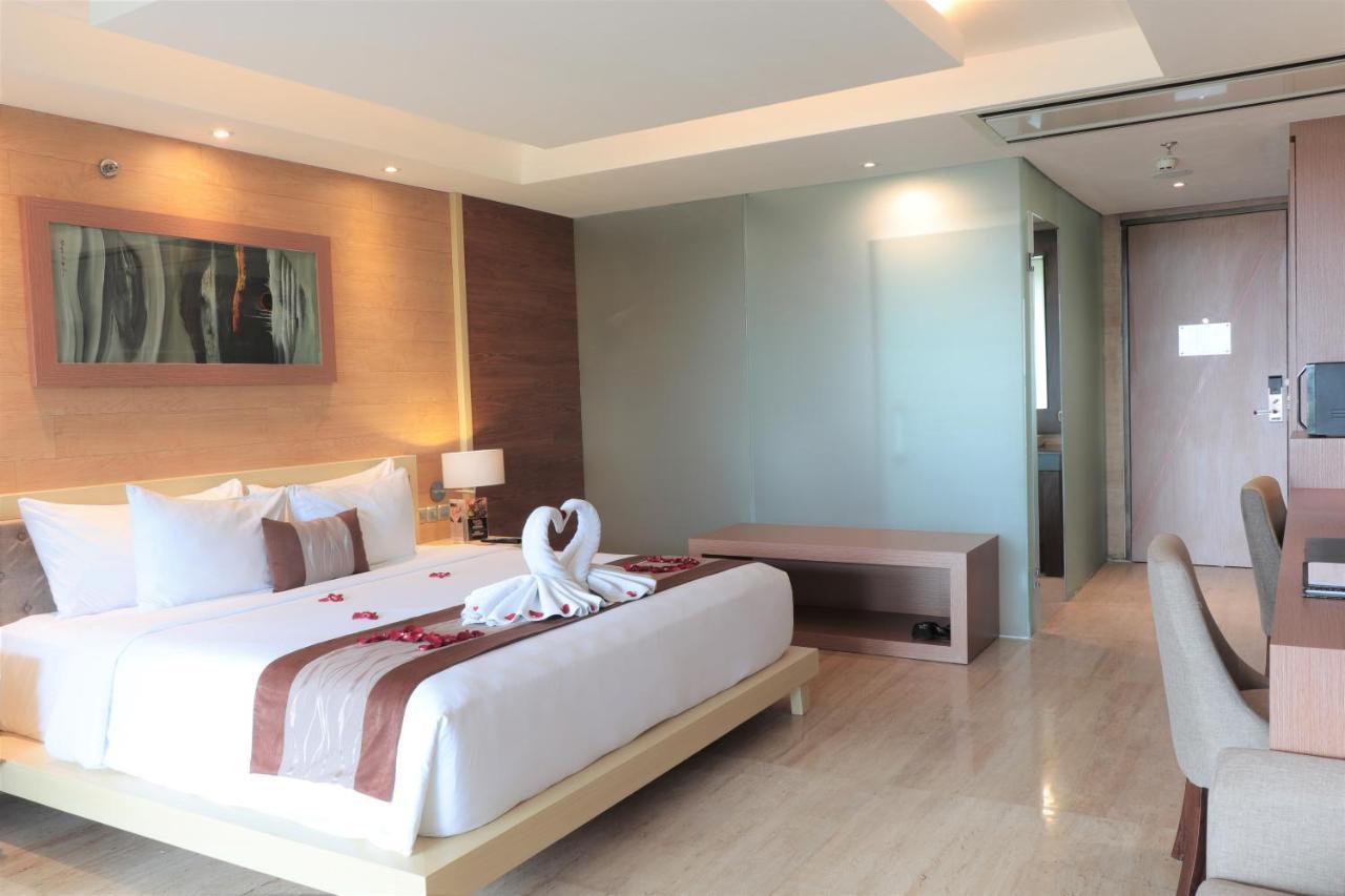 Whirlpool Suite room,974673718:JPEG